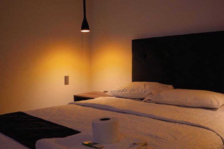 Room 15 of 25