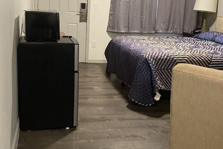 Room 10 of 55