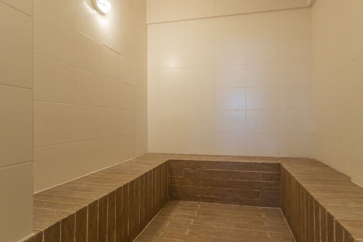 Steam room