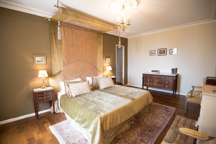 Room 10 of 45