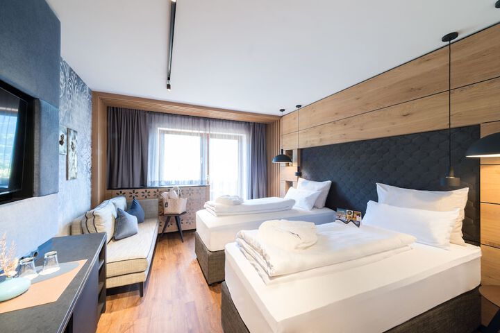 Room 8 of 44
