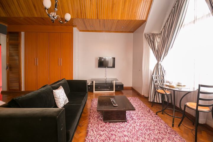 Room 27 of 87