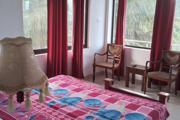 Room 21 of 53