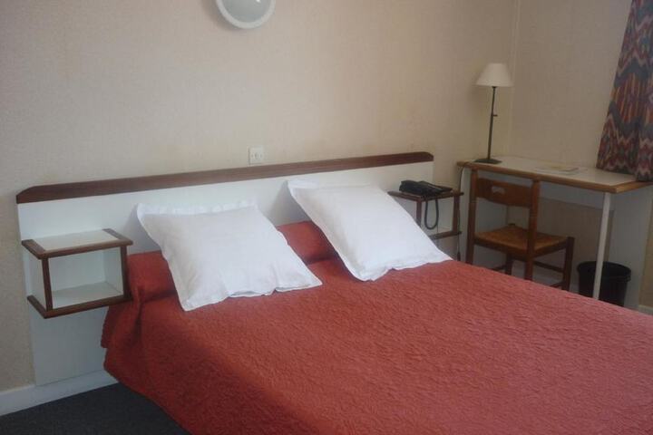 Room 3 of 13