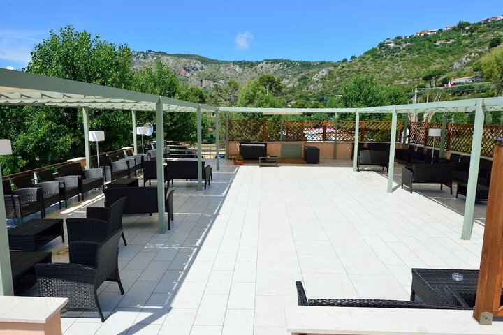 Terrace/Patio 74 of 94