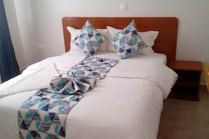 Room 7 of 29