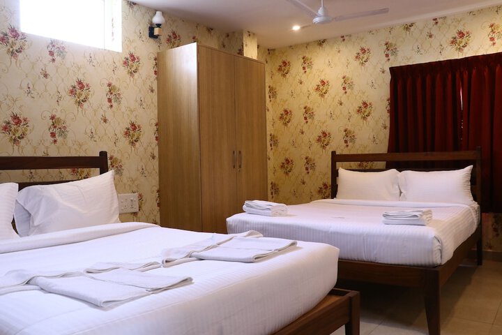 Room 5 of 7