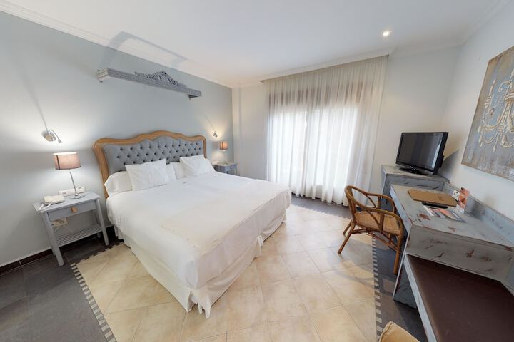 Room 10 of 45