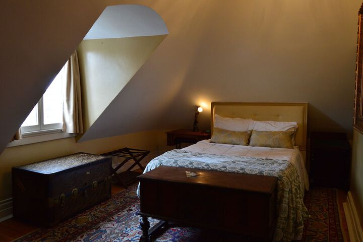 Room 18 of 35
