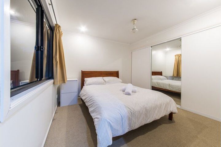 Room 3 of 18