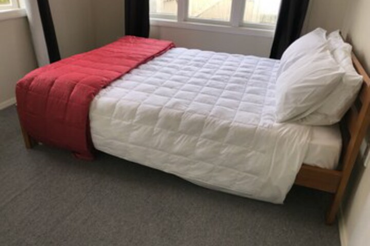 Room 9 of 10