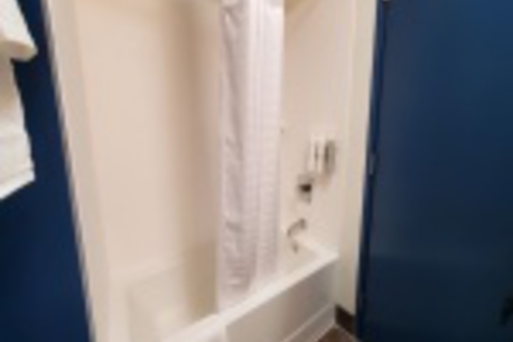 Room 229 of 336
