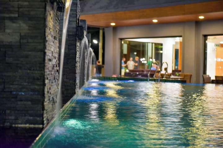 Pool 91 of 146