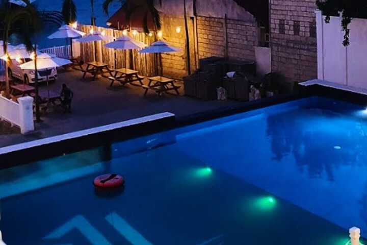 Pool 43 of 117