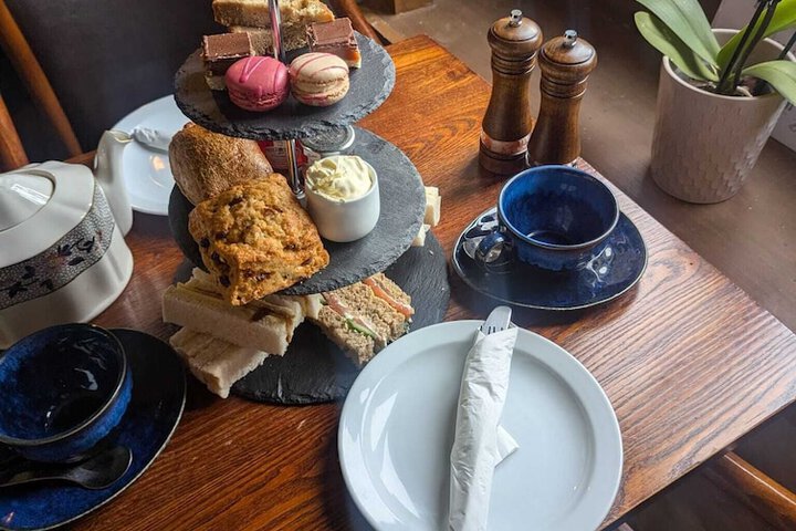 Breakfast/Coffee Service 73 of 100