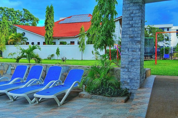 Hotel Exterior 48 of 57