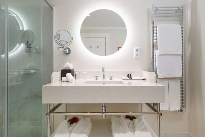 Bathroom Interior Photo