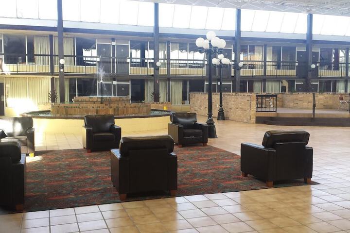 Hotel Interior 6 of 28