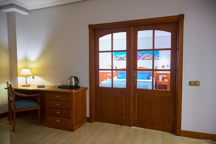 Room 8 of 54