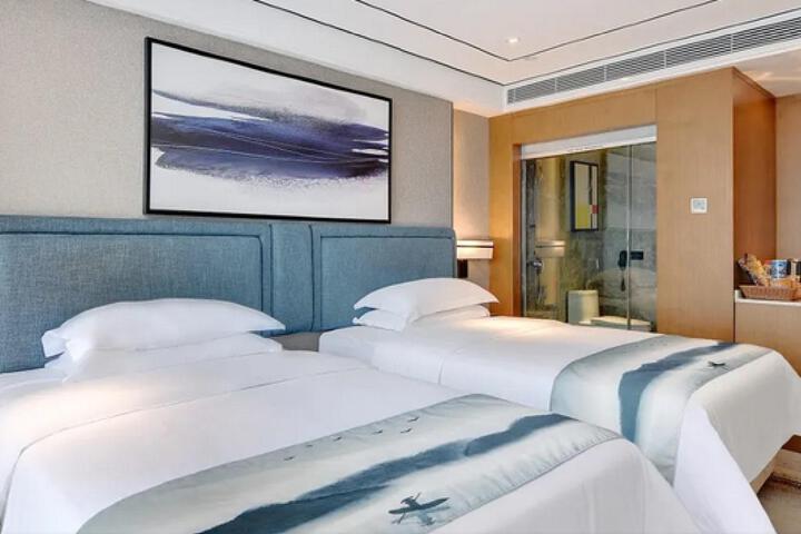 Room 2 of 12