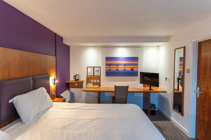 Room 14 of 59