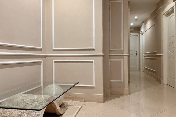 Ballroom/Hall 44 of 46