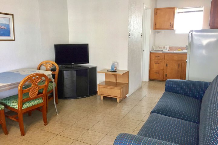 Room 25 of 36