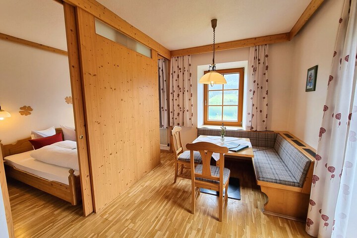 Room 12 of 54