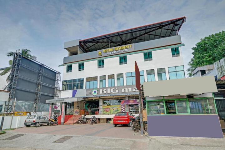 Hotel O Metro Residency