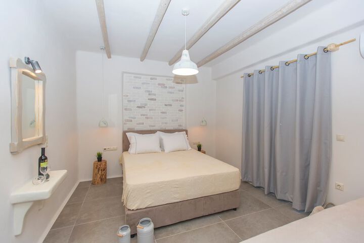 Room 8 of 46