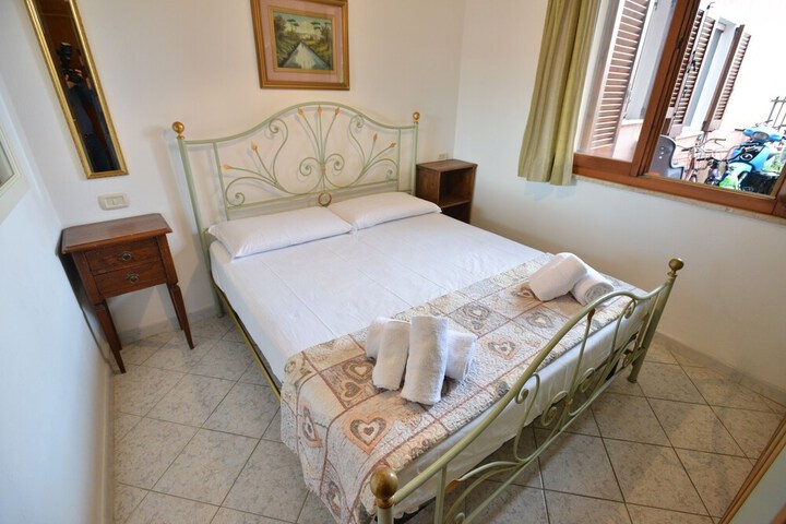 Room 3 of 22