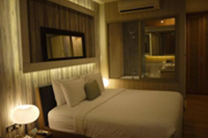 LUX VACATION