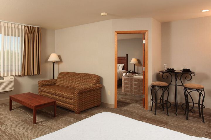 Room 93 of 261