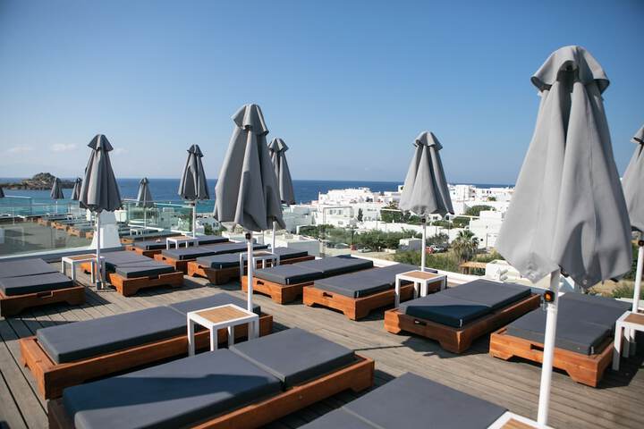 Sundeck 120 of 144