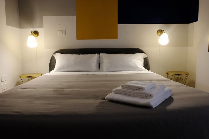 Room 3 of 34
