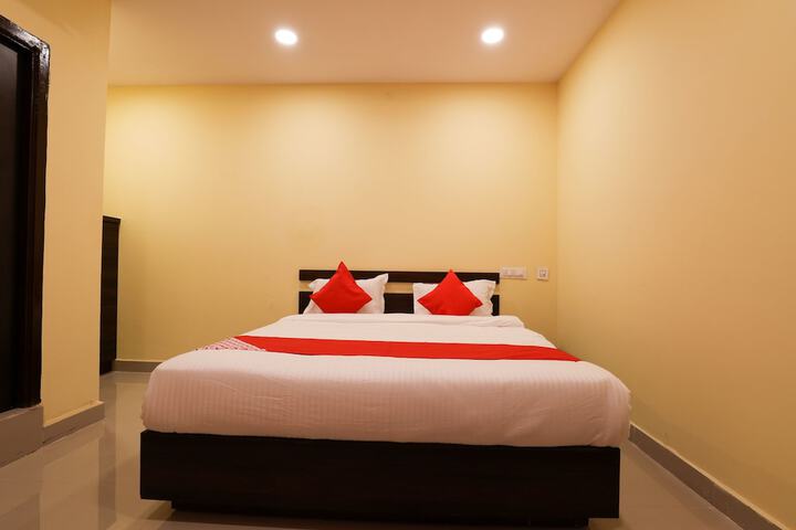 Room 10 of 23