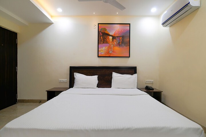 Room 19 of 33