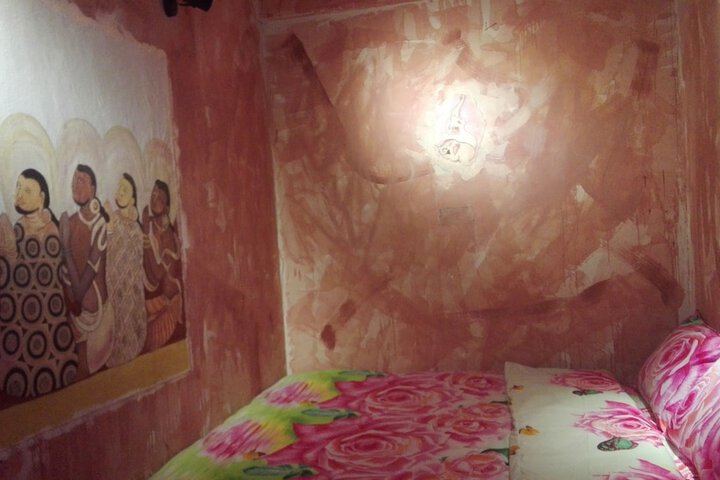Room 25 of 43