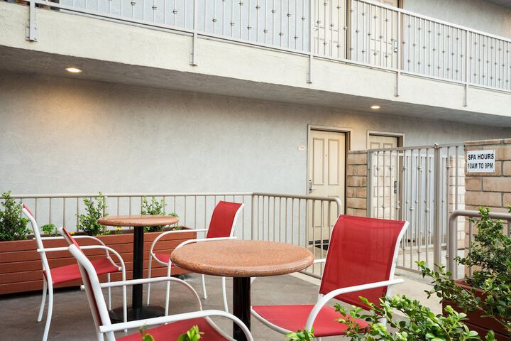Terrace/Patio 2 of 29