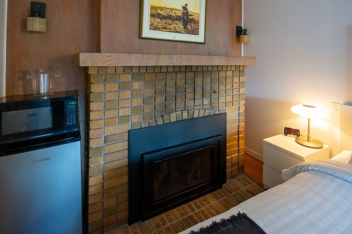 Suite King Size Bed (7 of 12)