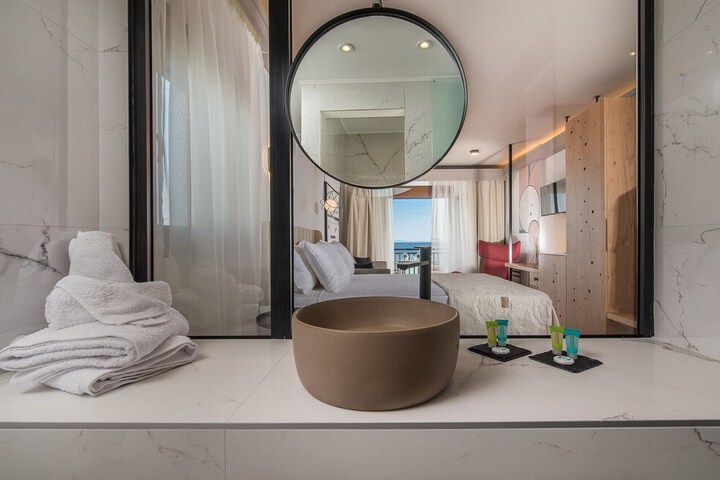 Room 41 of 71