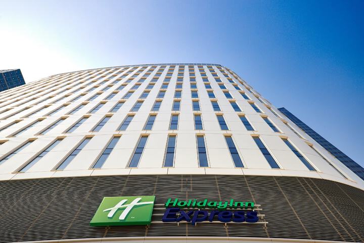 Hotel 66 of 77