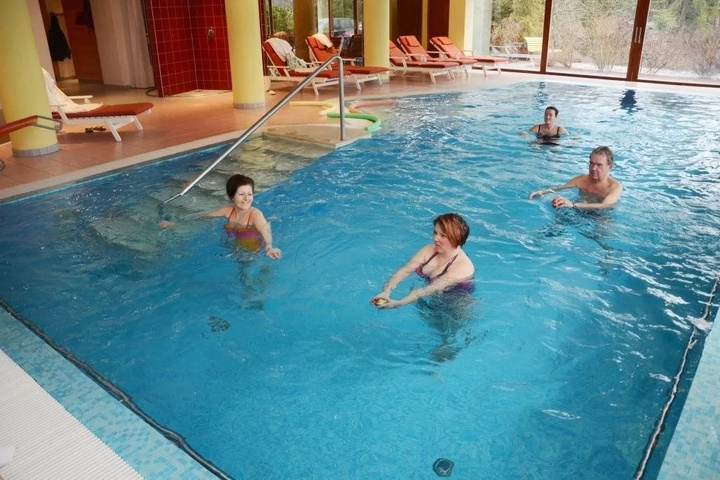 Pool 5 of 16