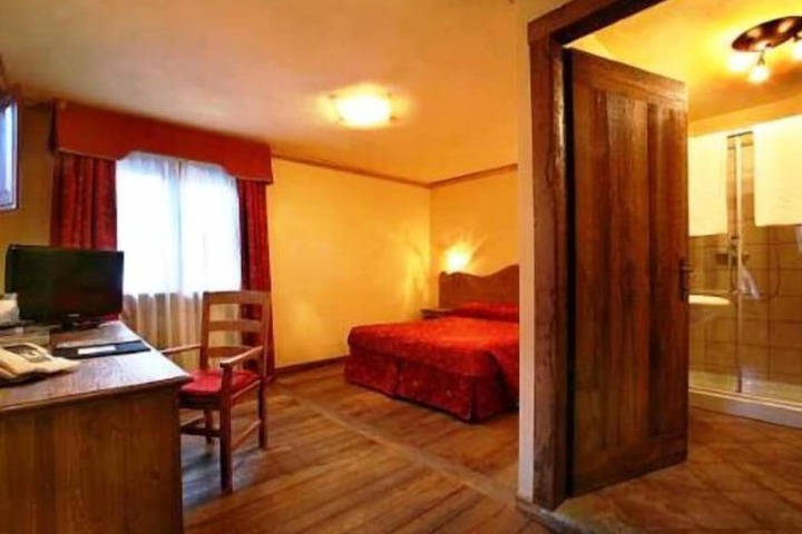 Room 13 of 55
