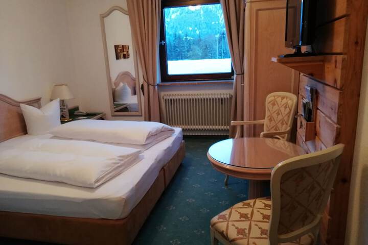 Room 16 of 57