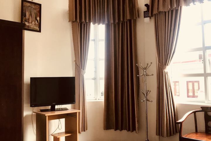 Room 10 of 56