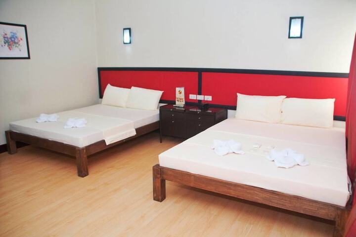 Room 8 of 15
