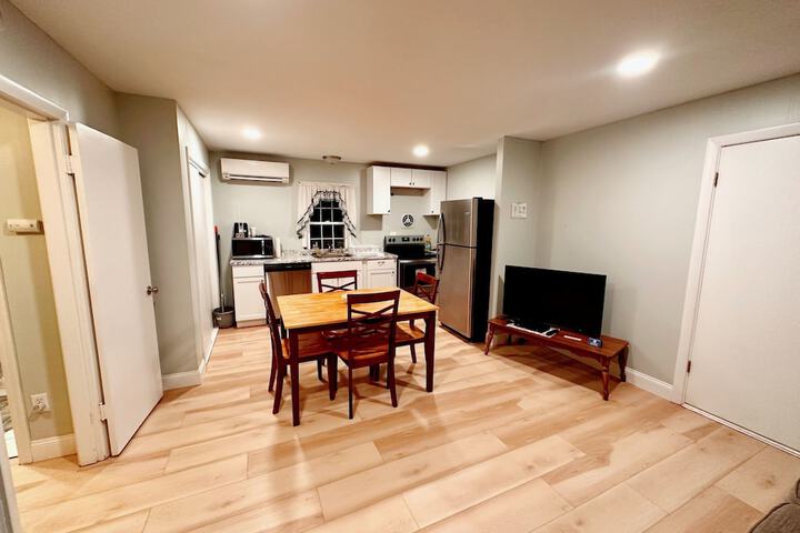 Premium Suite (3 of 4)