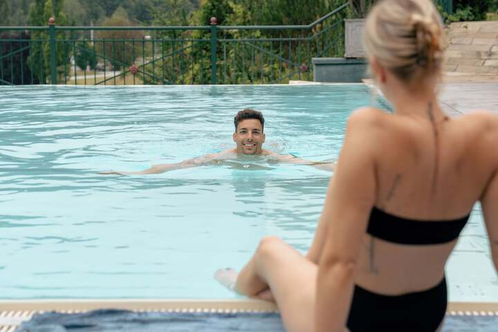 Pool 27 of 98