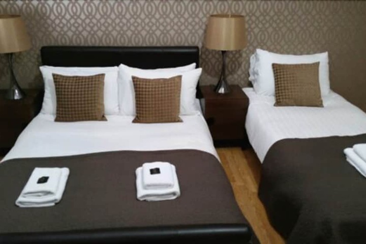 Room 5 of 25